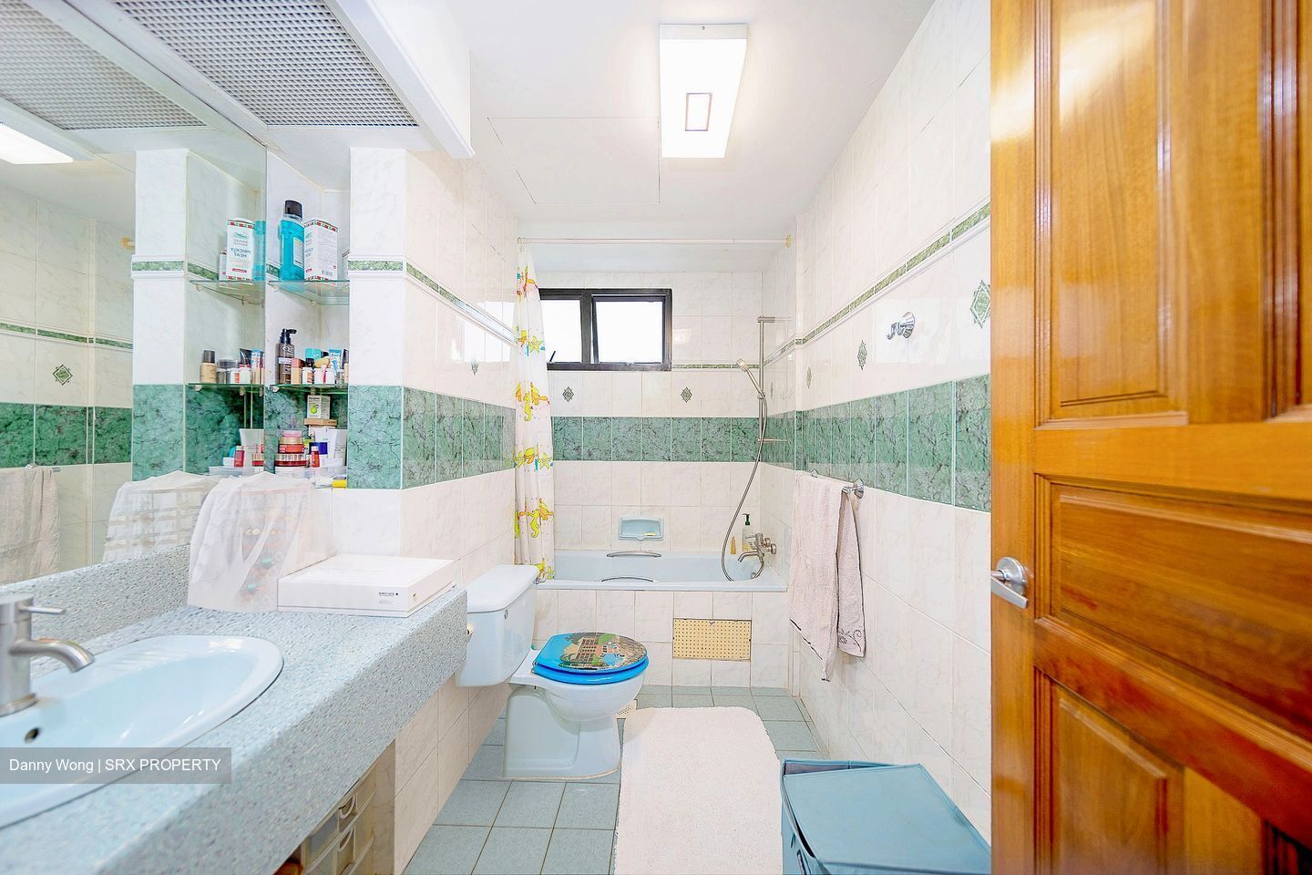 Park East (D15), Condominium #376400011